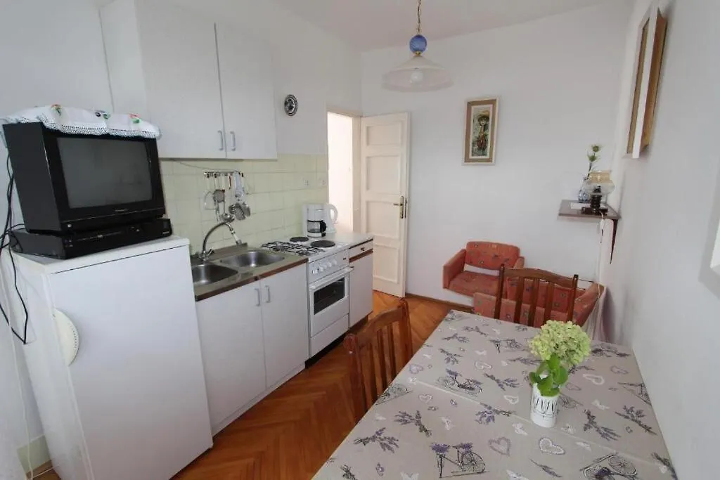 Apartments Kamen 0*, Dramalj Croatia